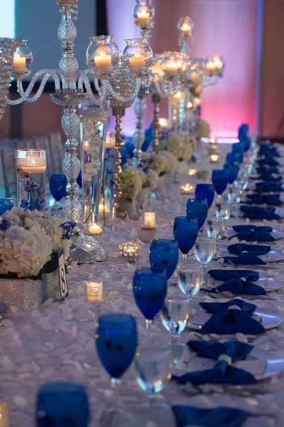 Оформление свадебного зала в синем стиле