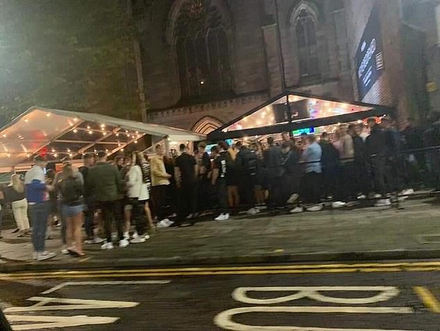 Stephen Flynn MP tweeted two photos of revellers packing in Aberdeen city centre despite the coronavirus lockdown, which Nicola Sturgeon said made her want 