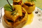 Яблоки, фаршированные мясным фаршем