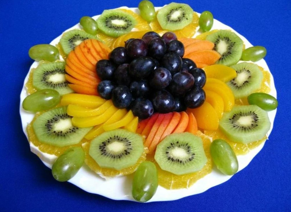 Сезонные фрукты